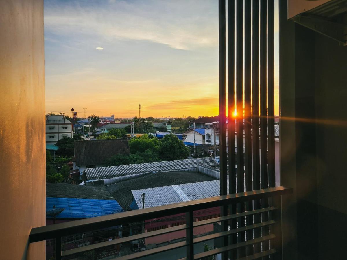 N24 Chonburi Hotel Luaran gambar